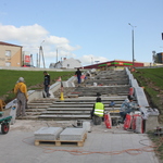 fot. 6 remont schodów w Parku Solidarności.JPG