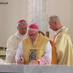 konsekracja kościoła pw. św. Ojca Pio (31).JPG
