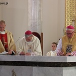 konsekracja kościoła pw. św. Ojca Pio (32).JPG