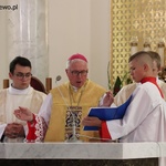 konsekracja kościoła pw. św. Ojca Pio (47).JPG