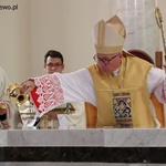 konsekracja kościoła pw. św. Ojca Pio (50).JPG