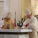 konsekracja kościoła pw. św. Ojca Pio (51).JPG