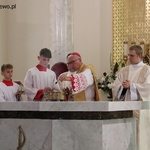 konsekracja kościoła pw. św. Ojca Pio (56).JPG