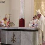 konsekracja kościoła pw. św. Ojca Pio (52).JPG
